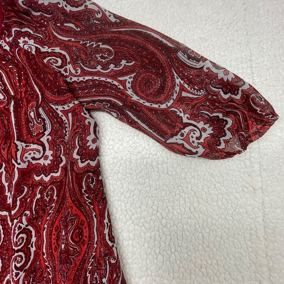 Women’s Cato 14/16W Red/White Shear Paisley Blouse - Picture 5 of 13